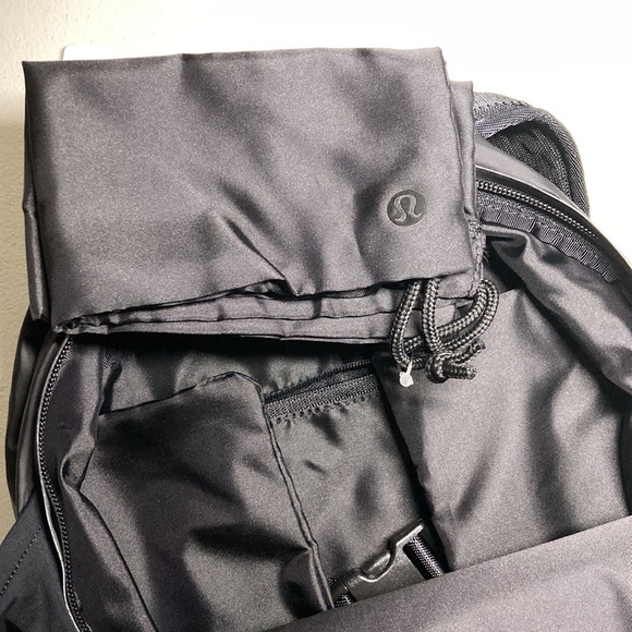 Lululemon Fast and Free Backpack Sparkle - Picture 6 of 10